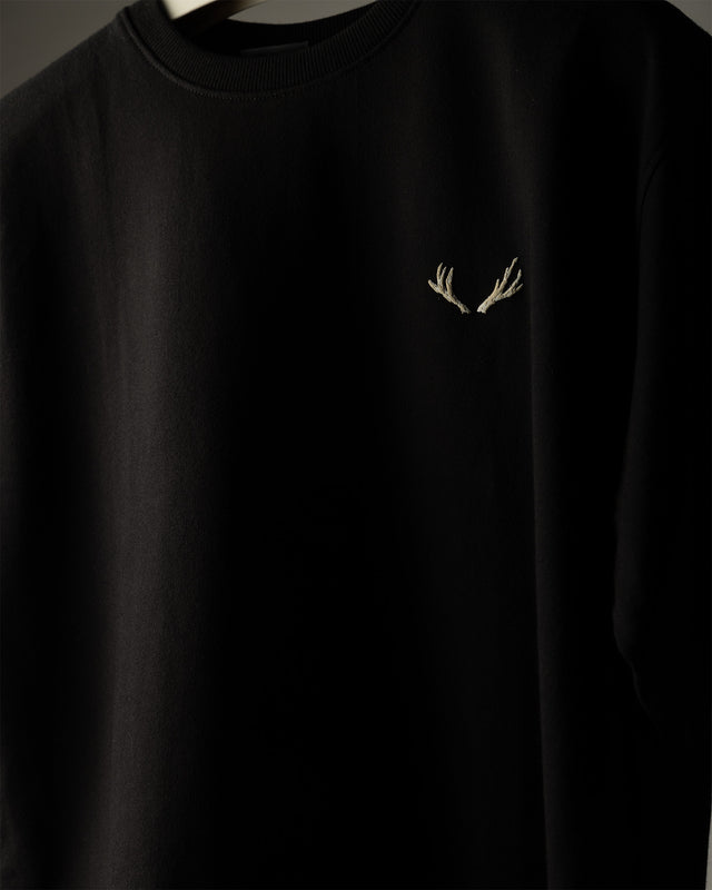 BLACK DEER T-SHIRT