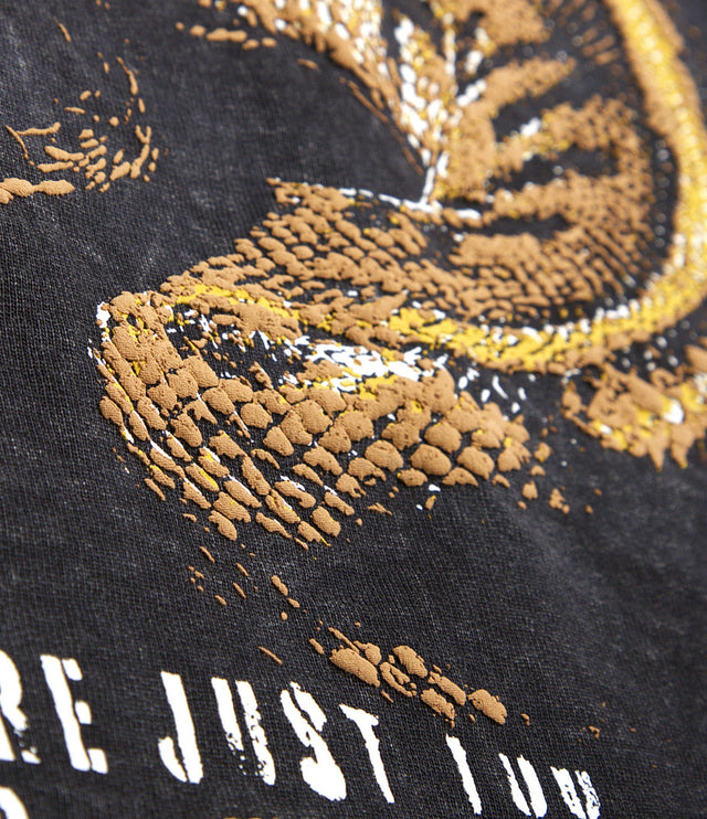 ACID WASH VENOMOUS T-SHIRT