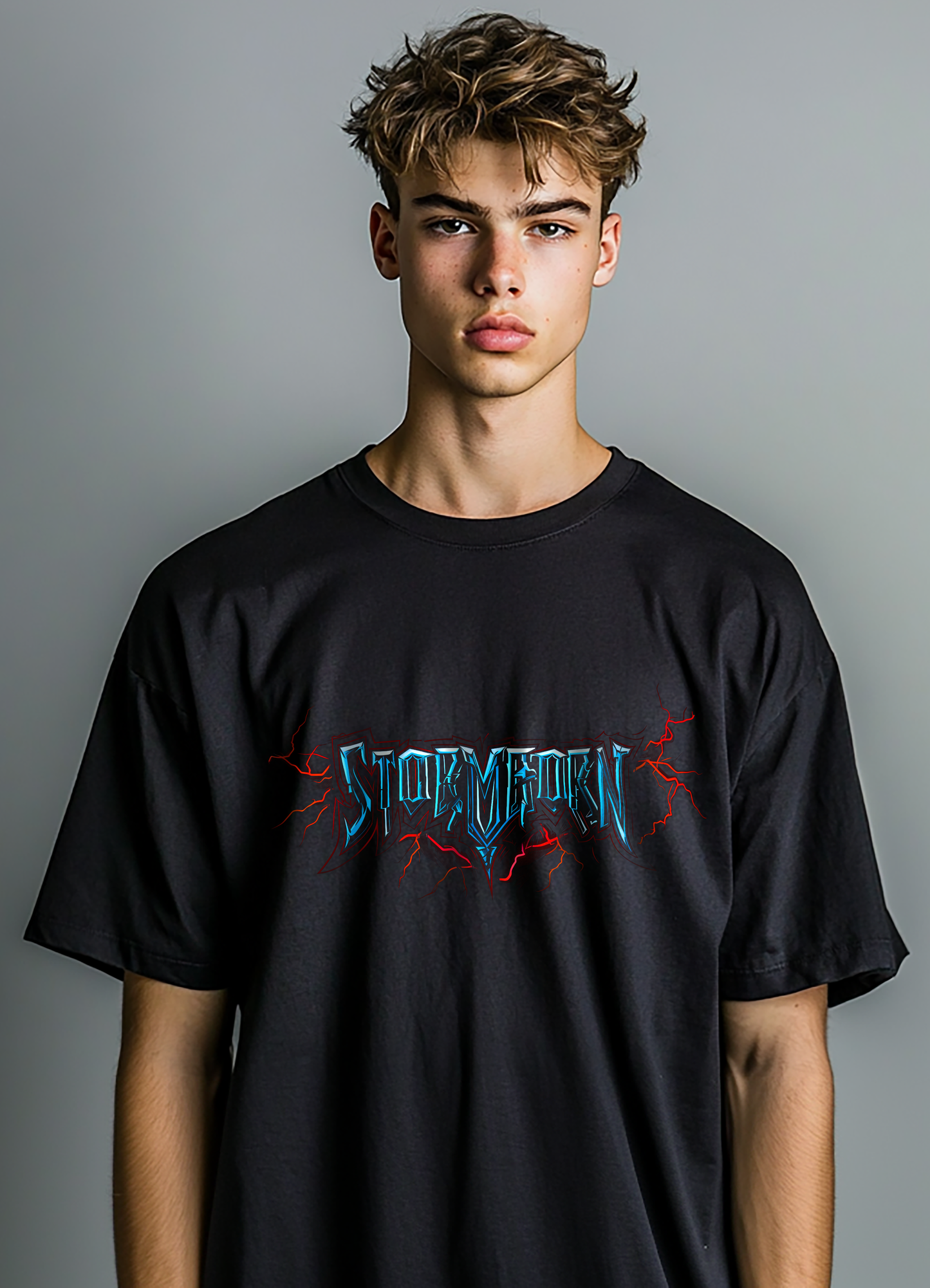 Storm Born- Oversized t-shirt (Black)